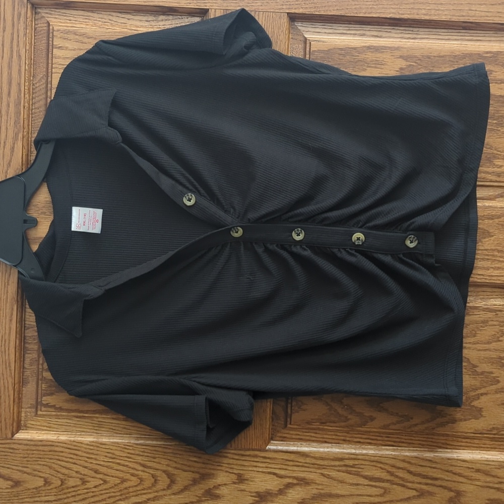 Plus button up cropped tee